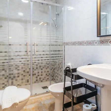 בית נופש Groundfloor Pink Torrevista 2 - Winter By The Sea *