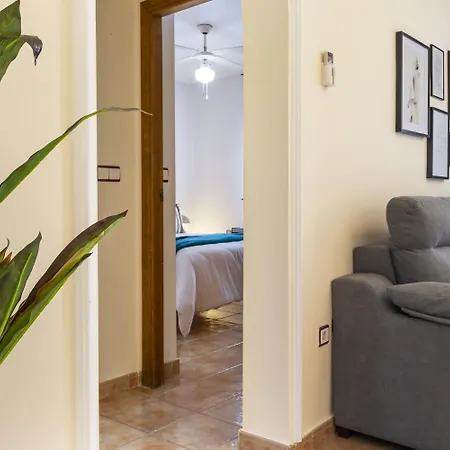 Groundfloor Pink Torrevista 2 - Winter By The Sea * טורבייחה