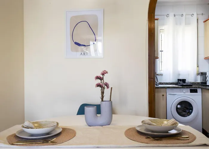 Groundfloor Pink Torrevista 2 Feriehus *