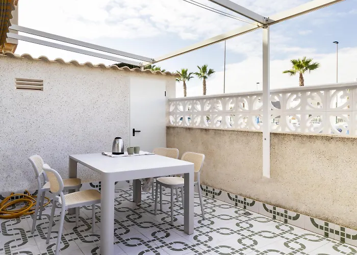 Groundfloor Pink Torrevista 2